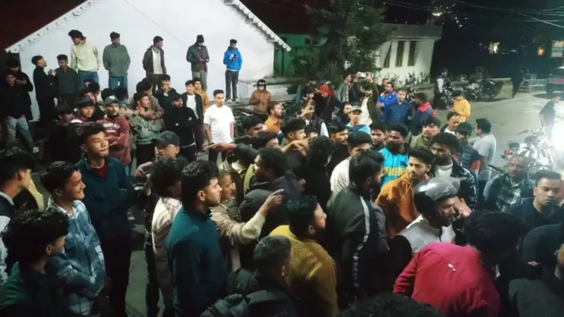 नैनीताल में खौफ के तीन घंटे: मासूम से दरिंदगी पर उबाल, तोड़फोड़ और लाठीचार्ज; जानिए कब क्या हुआ