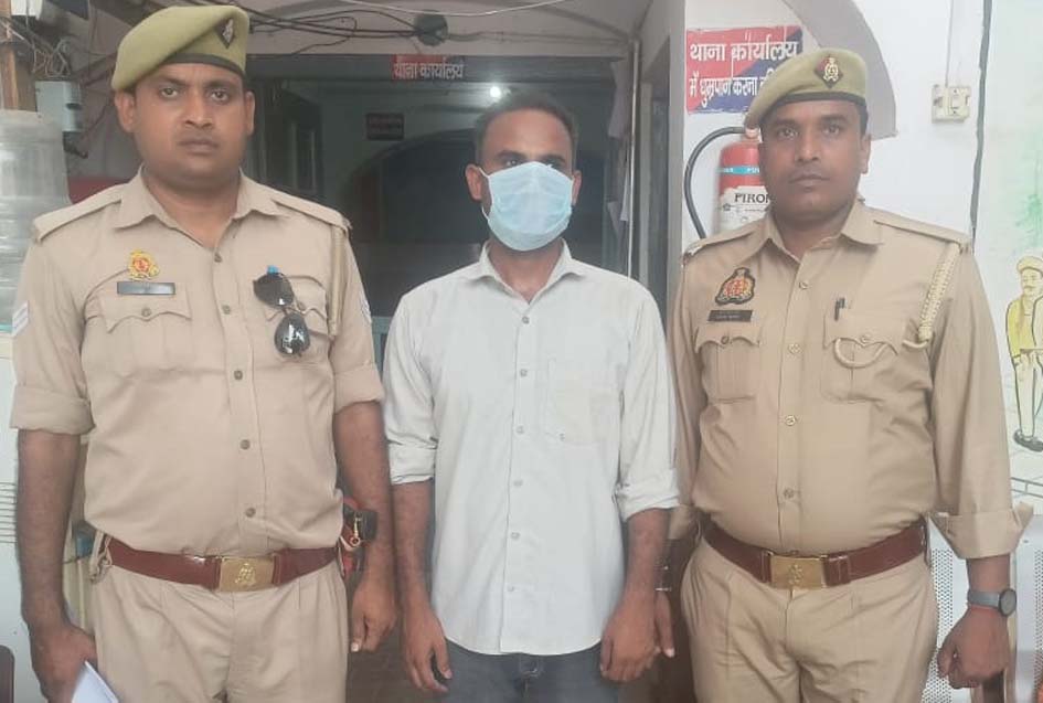 देवबंद: दुष्कर्म के आरोपी स्कूल प्रबंधक को भेजा जेल