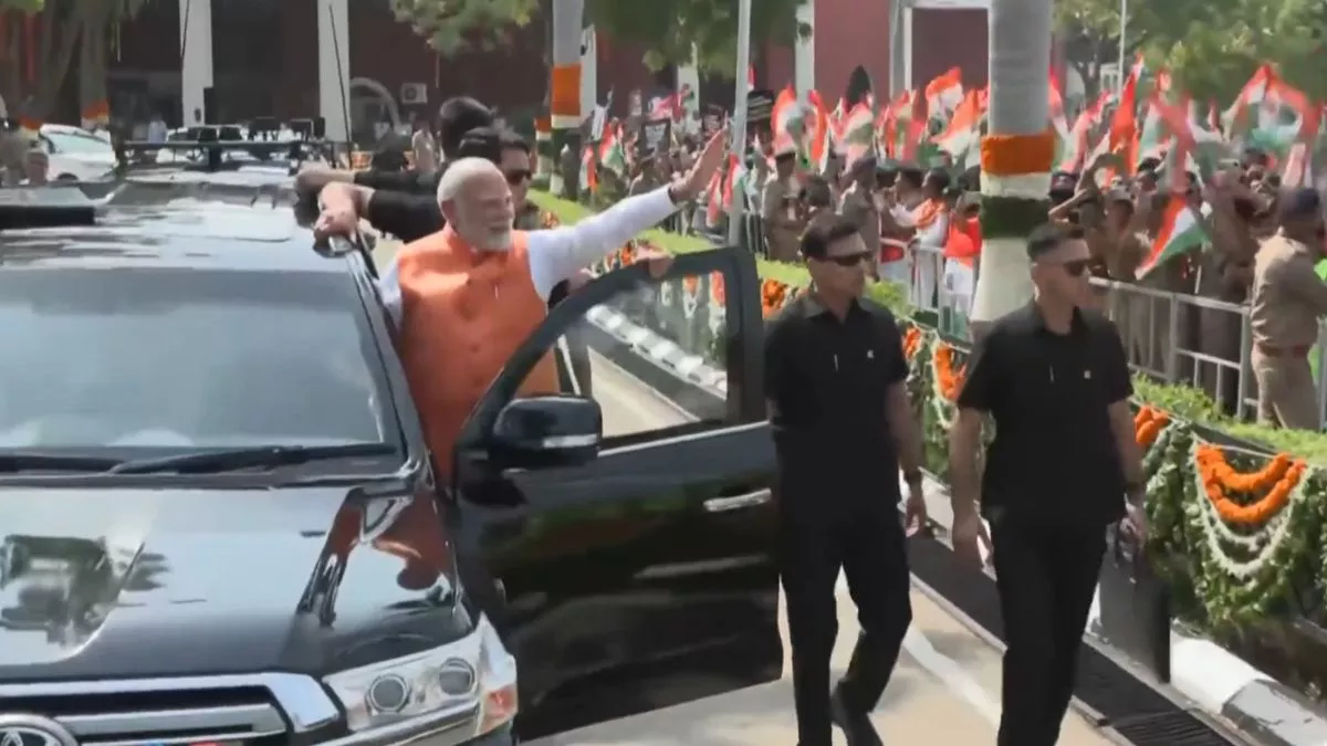 मणिपुर हिंसा के बाद PM मोदी का पहला दौरा, इंफाल और चुराचांदपुर जाएंगे; 8500 करोड़ की देंगे सौगात