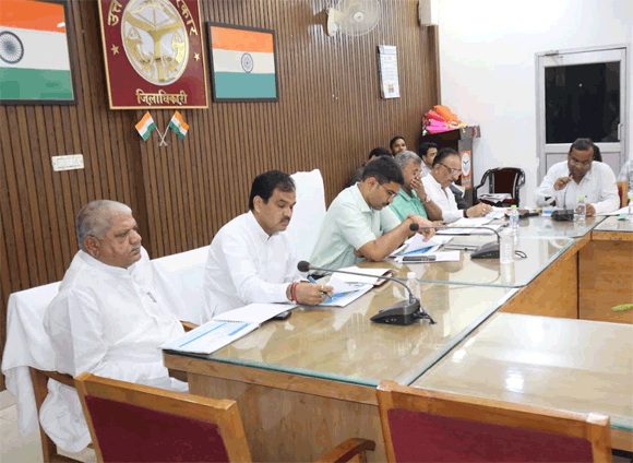 जिला आपदा प्रबंधन समिति की बैठक जनप्रतिनिधियों की उपस्थित में हुई संपन्न
