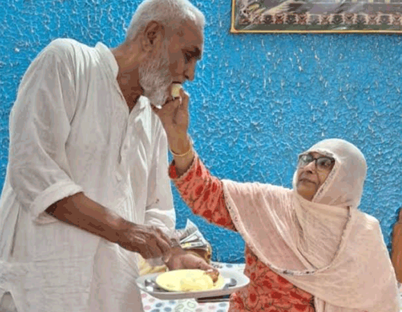 अमेरिका मे दो माह से डिटेंशन का दंश झेल रहे नकुड निवासी बदरखान को अदालत ने बाईज्जत रिहा किया, परिवार खुश
