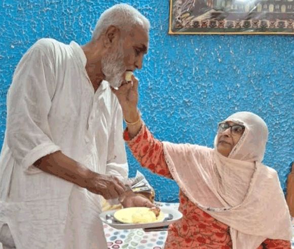 अमेरिका मे दो माह से डिटेंशन का दंश झेल रहे नकुड निवासी बदरखान को अदालत ने बाईज्जत रिहा किया, परिवार खुश