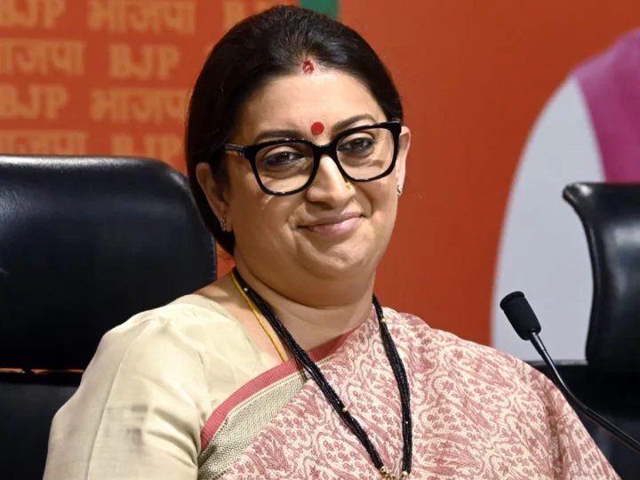 बंगाल में एक्टिव स्मृति ईरानी बोलीं- ‘ममता कभी मुद्दों पर बात नहीं करतीं, बंपर मतदान अमित शाह की उपलब्धि’