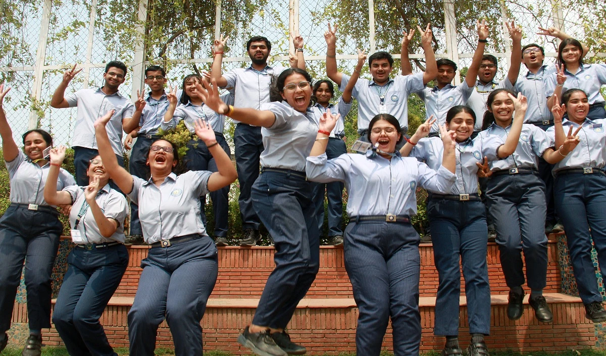 CBSE 12वीं बोर्ड के नतीजे घोषित, 88.39 फीसदी स्टूडेंट हुए पास, लड़कियों ने फिर मारी बाजी, ऐसे देखें रिजल्ट