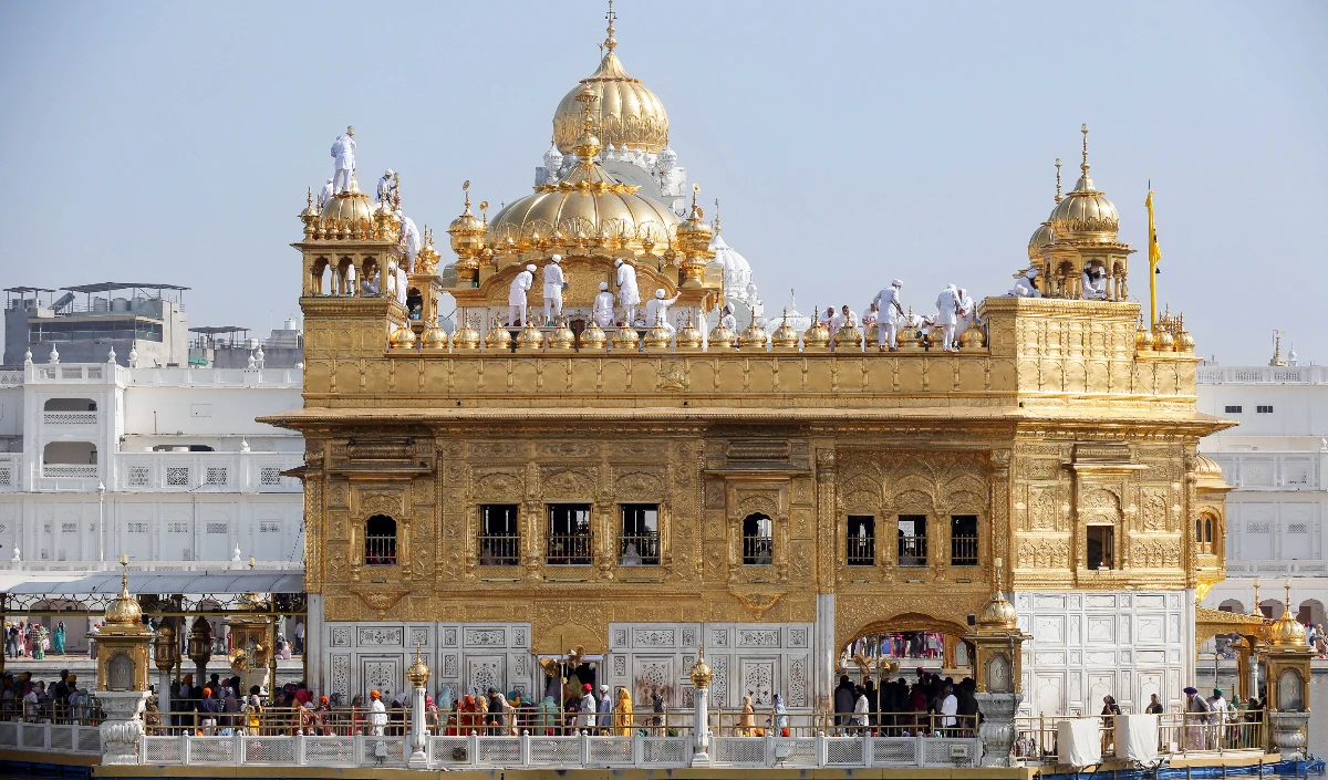 ‘स्वर्ण मंदिर में कोई वायु रक्षा तोप तैनात नहीं की गई’, भारतीय सेना का बयान, मीडिया रिपोर्टों को किया खारिज