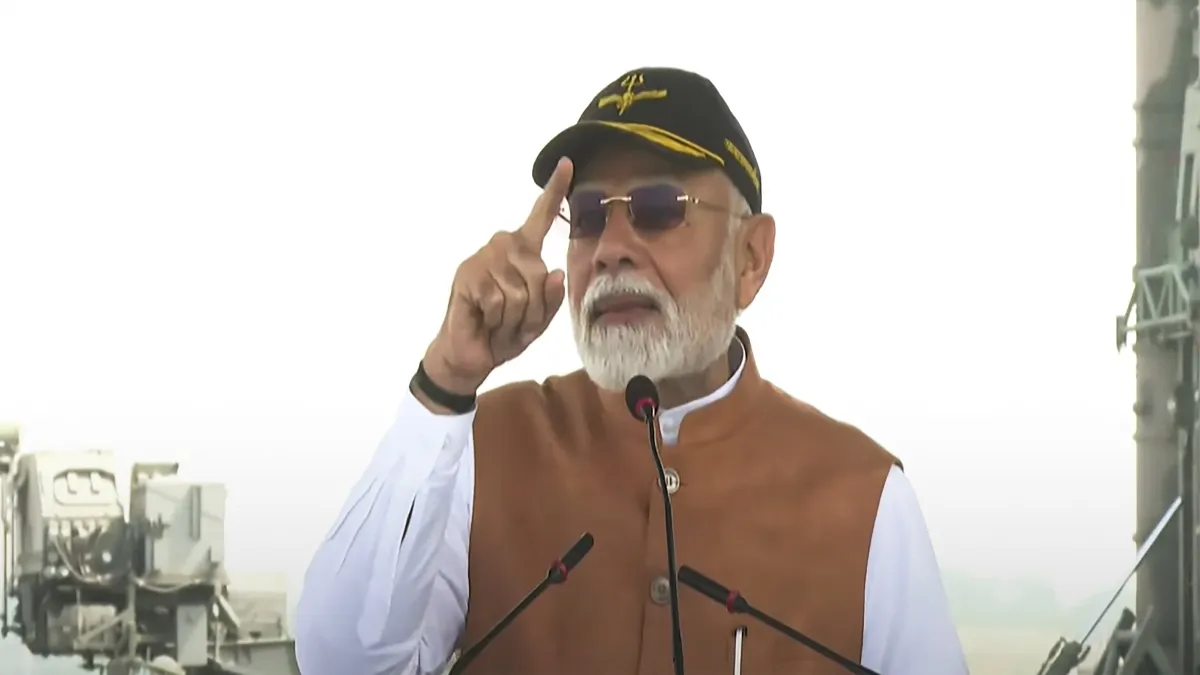 ‘भारत की ओर नजर उठाने का एक ही अंजाम होगा तबाही’, आदमपुर एयरबेस से आतंकियों और पाकिस्तान को पीएम मोदी की चेतावनी