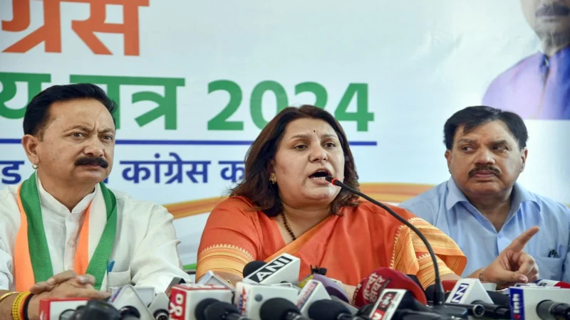 नेहरू और इंदिरा की विदेश नीति के कारण आज रूस भारत के साथ… कांग्रेस का बड़ा दावा