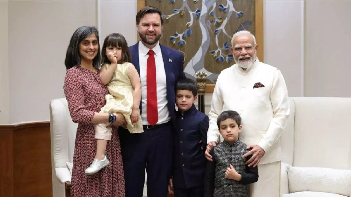 ‘मेरे बच्चों ने पीएम मोदी को दादा जी समझ लिया’, भारत दौरे को लेकर और क्या बोलीं US उपराष्ट्रपति की पत्नी ऊषा वेंस
