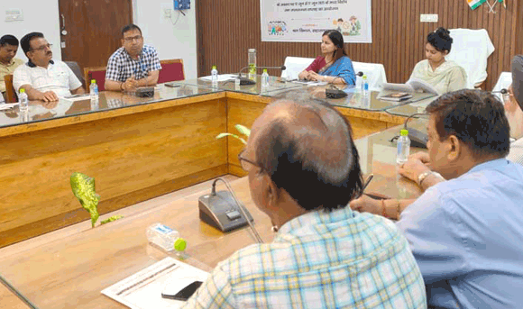 अन्तर्राष्ट्रीय बाल श्रम निषेध दिवस के अवसर पर आयोजित हुई संगोष्ठी