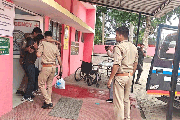 पुलिस मुठभेड़ में गौ तस्कर को लगी गोली, एक साथी फरार