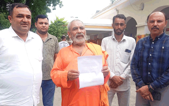 आश्रम में अज्ञात चोरों ने दो बार चोरी की घटनाओं को दिया अंजाम, पुलिस कार्रवाई शून्य