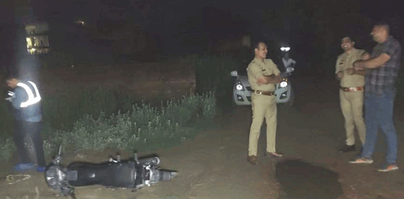 पुलिस ने मुठभेड़ में घायलावस्था में दबोचा एक शातिर गौतस्कर, दूसरा फरार