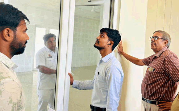 जेई को फटकार, ठेकेदार पर एफआईआर के निर्देश
