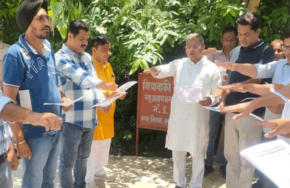 पौधारोपण को अपना संस्कार बनाएं: महापौर