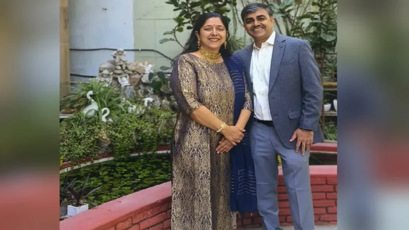 लंदन में छुट्टियां मनाने जा रहा था आगरा का दंपति, विमान हादसे में गई जान, सांसद चाहर ने दिया हर संभव मदद का आश्वासन