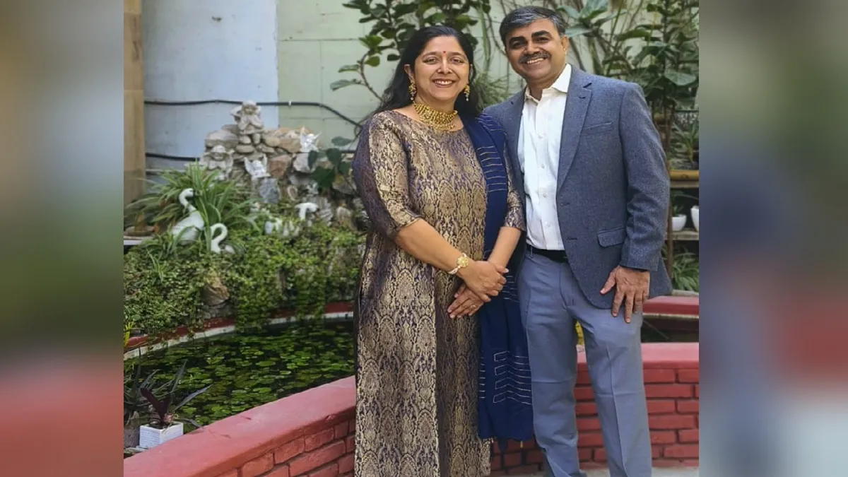 लंदन में छुट्टियां मनाने जा रहा था आगरा का दंपति, विमान हादसे में गई जान, सांसद चाहर ने दिया हर संभव मदद का आश्वासन