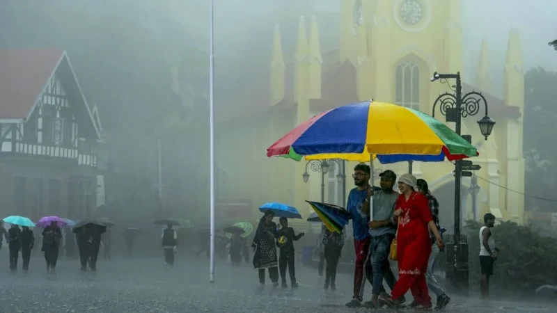 देश के 15 राज्यों में भारी बारिश की चेतावनी, जानिए आपके इलाके में कैसा रहेगा मौसम?