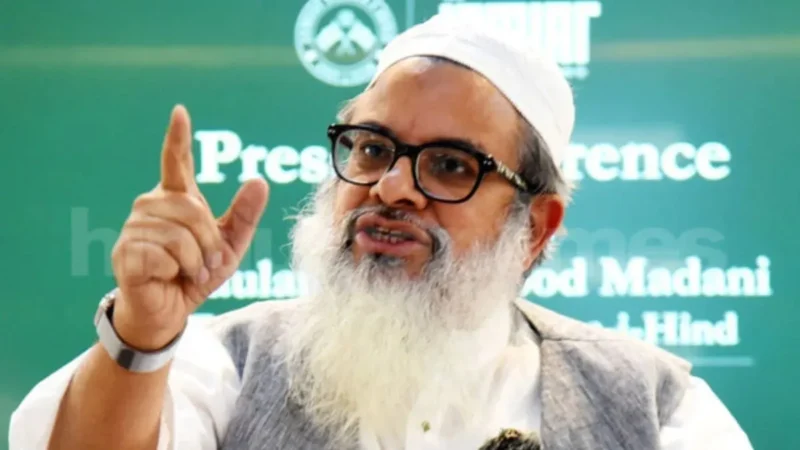 “पश्चिम एशिया में अमेरिका की भूमिका मरहम के बजाय जहर”, मौलाना मदनी ने की ईरान पर बमबारी की कड़ी निंदा