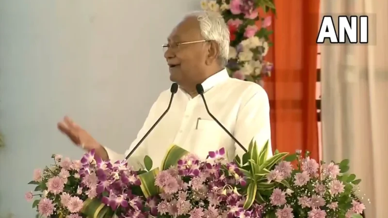 खाली अनाप-शनाप करता है, काम कुछ नहीं किया, PM मोदी के सामने लालू-राबड़ी पर भड़के नीतीश