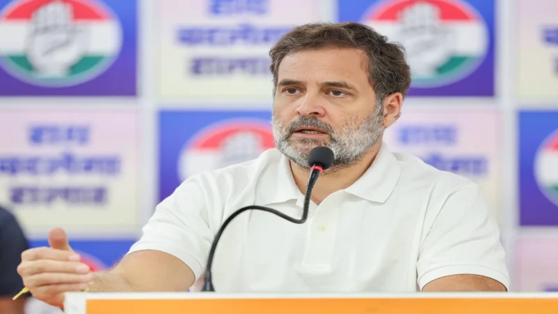 अंग्रेजी शर्म नहीं, शक्ति है, अमित शाह के बयान पर राहुल गांधी का पलटवार