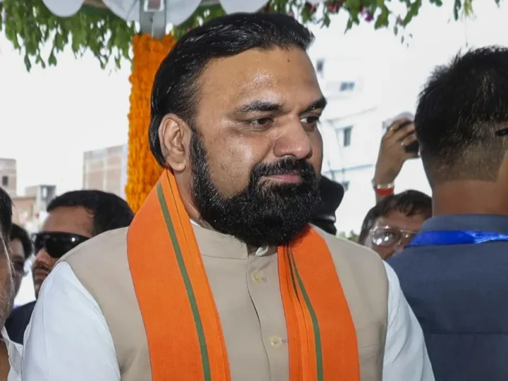 “लालू प्रसाद हैं बिहार के गब्बर”, डिप्टी सीएम सम्राट चौधरी के बयान से गरमाई सियासत, RJD ने किया पलटवार