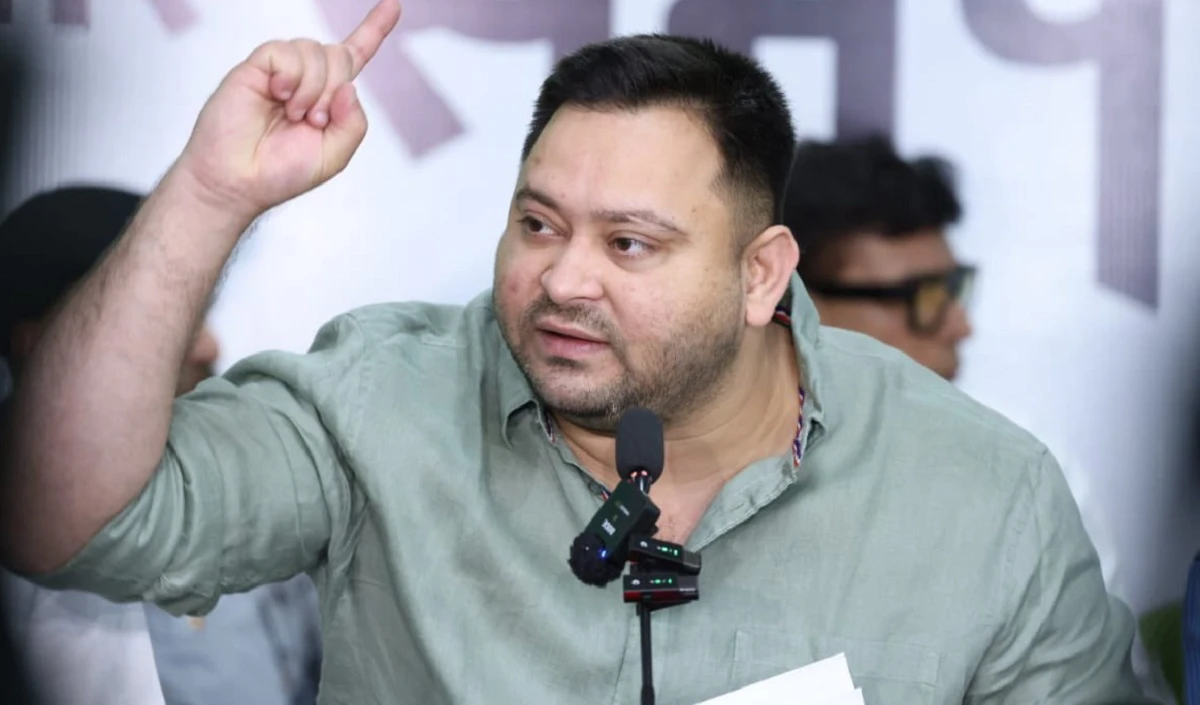Patna में वक्फ संशोधन बिल के खिलाफ Tejashwi Yadav ने भरी हुंकार, बोले- यह देश किसी के बाप का नहीं