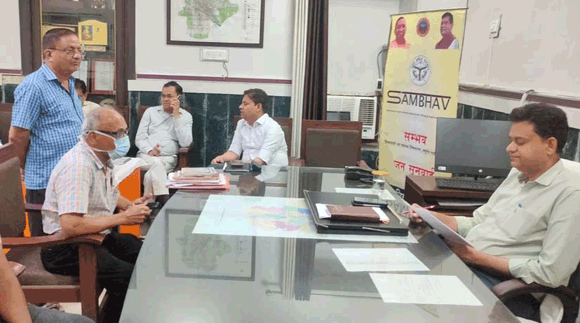 जनसुनवाई में सफाई सम्बंधी दो समस्याओं का हुआ तत्काल निस्तारण