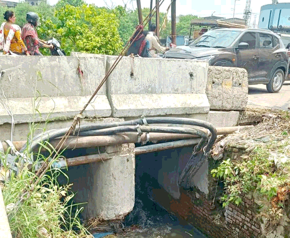 महापौर की फटकार रू डेढ़ साल से अटका काम एक दिन में