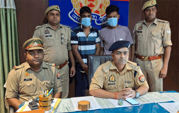 छात्रा से मोबाईल छिनने वाले झपटमारो को पुलिस ने किया गिरफतार , आरोपियो को जेल भेजा