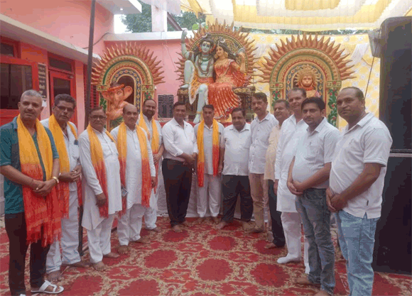 व्यापार मंडल ने नगर पालिका मे लगाया कांवड सेवा शिविर