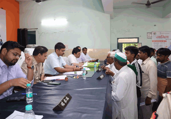 जिलाधिकारी की अध्यक्षता में तहसील नकुड़ में सम्पूर्ण समाधान दिवस सम्पन्न
