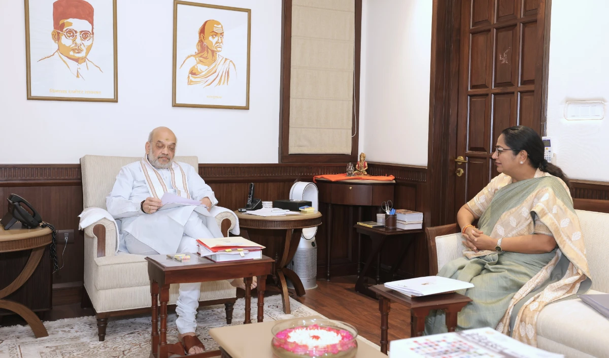 यमुना को स्वच्छ बनाने पर मंथन, अमित शाह की अध्यक्षता में हुई बड़ी बैठक, रेखा गुप्ता रहीं मौजूद