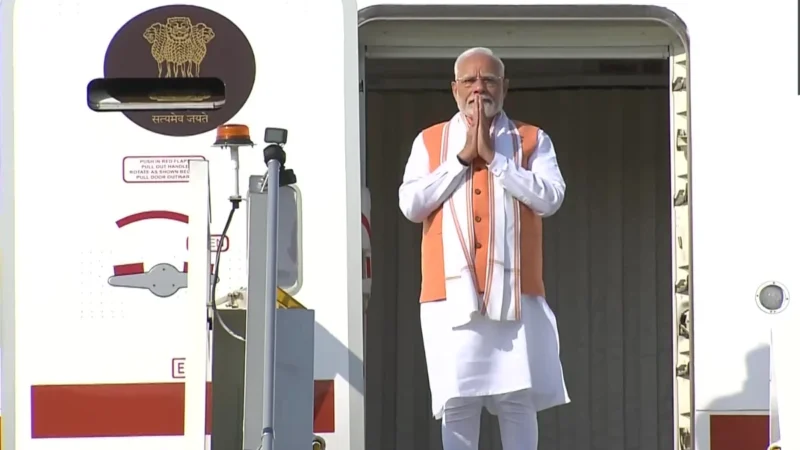 सबसे लंबी राजनयिक यात्रा पर रवाना हुए प्रधानमंत्री मोदी, कहा- भारत ब्रिक्स के लिए प्रतिबद्ध