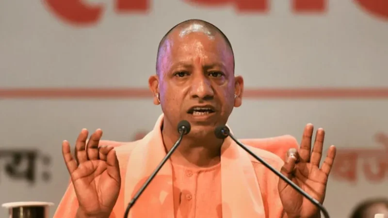 CM योगी का बड़ा निर्देश, पूर्वी पाकिस्तान से विस्थापित परिवारों को मिलेगा भूमि स्वामित्व