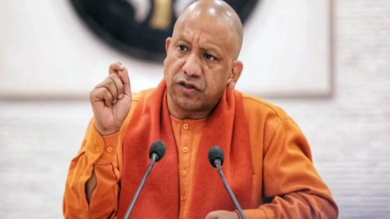 यूपी में बिजली कटौती से नाराज सीएम योगी का कड़ा रुख, अधिकारियों से बोले- ‘व्यवस्था सुधारें अन्यथा कार्रवाई तय’