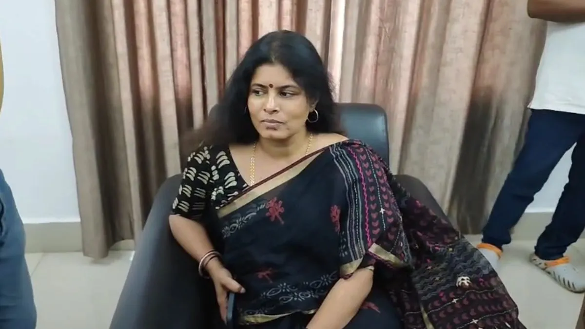 यूपी की पूर्व मंत्री स्वाति सिंह का छलका दर्द, बलिया से चुनाव लड़ने और दयाशंकर सिंह से जुड़े सवाल का दिया जवाब