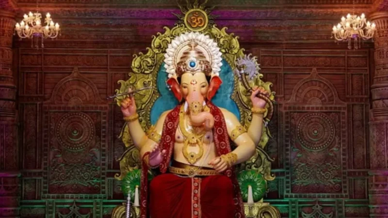 फडणवीस सरकार का बड़ा फैसला, गणेशोत्सव को घोषित किया महाराष्ट्र का ‘राज्य महोत्सव’