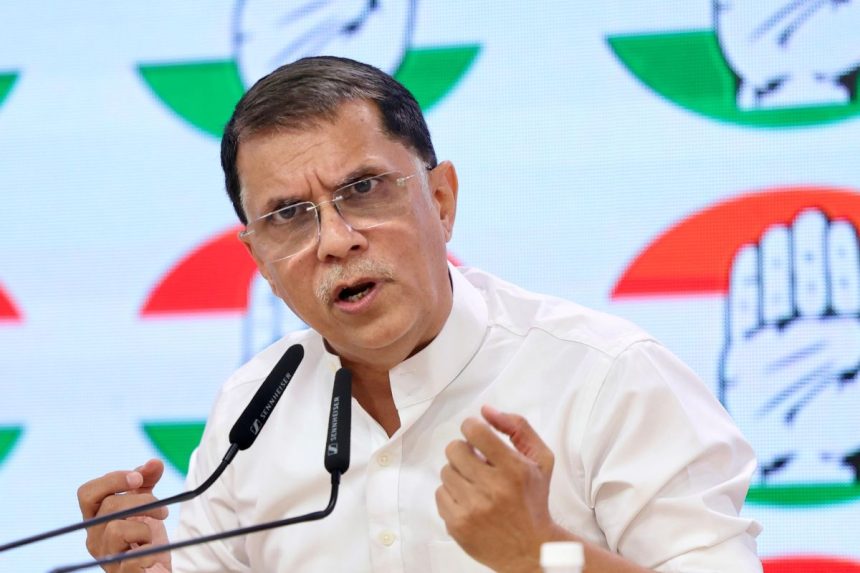 ‘CM योगी की कुर्सी सुरक्षित नहीं…’, कांग्रेस नेता पवन खेड़ा ने कहकर मचा दिया बवाल