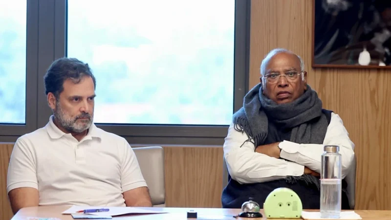 जम्मू-कश्मीर को पूर्ण राज्य का दर्जा दें, राहुल और खरगे ने पीएम को लिखा पत्र