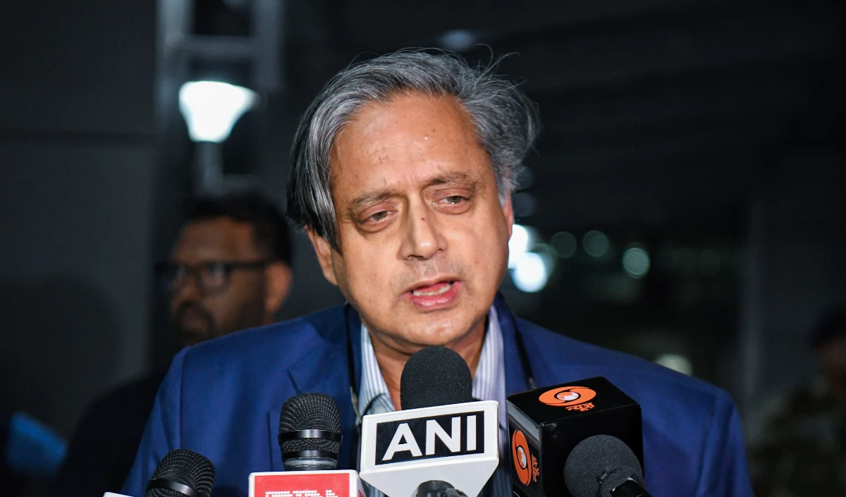 केरल के CM कैंडिडेट के लिए Shashi Tharoor हैं बेस्ट! कांग्रेस में मची हलचल, थरूर ने खुद शेयर किया सर्वे