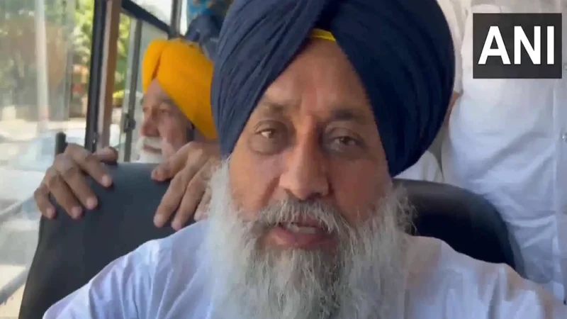 पंजाब पुलिस ने सुखबीर सिंह बादल को हिरासत में लिया, SAD प्रमुख बोले- केजरीवाल ने पंजाब पर कब्जा कर लिया है