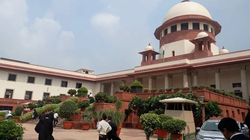 सुप्रीम कोर्ट ने राजनीतिक दलों पर की सख्त टिप्पणी- ”क्षेत्रीयता को बढ़ावा देना सांप्रदायिकता जितना खतरनाक है”