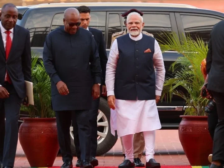 पाकिस्तान में ‘ऑपरेशन सिंदूर’ के बाद घाना भारत के हथियारों का दीवाना, रक्षा उपकरण के साथ ट्रेनिंग में मांगा सहयोग