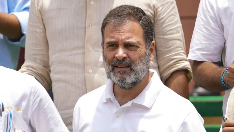 राहुल गांधी पर बिफरा चुनाव आयोग, वोटों की चोरी के दावे को किया खारिज, कहा-‘हम आपका पीछा नहीं छोड़ने वाले’