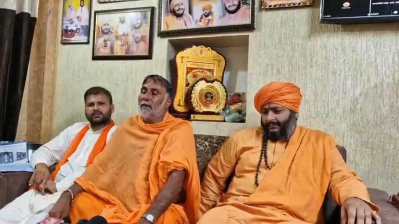 ‘मदरसों में तैयार किए गए 20 हजार जिहादी’, शामली में यशवीर महाराज का बयान