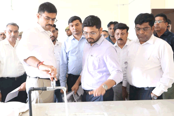 जिलाधिकारी द्वारा राजकीय महाविद्यालय साढौली हरिया के निर्माणाधीन भवन का हैण्ड ओवर से पूर्व किया गया भौतिक सत्यापन’