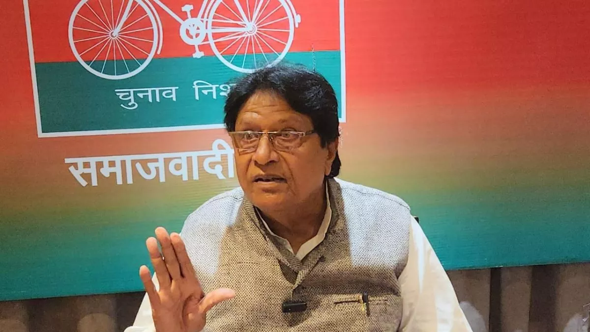 सपा MP रामजीलाल सुमन ने सरकार को घेरा: ‘नकली दवाओं के कारोबारियों को हो कड़ी सजा, कंपनियाें ने दिया BJP को मोटा चंदा’
