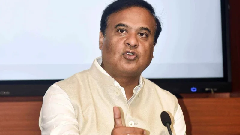 18 साल से ऊपर वालों को नहीं मिलेगा नया आधार कार्ड, असम सरकार का बड़ा फैसला