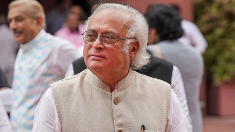 ‘वोट चोरी’ के आरोपों के बीच चुनाव आयोग की कांग्रेस को चिट्ठी, जयराम रमेश को मिलने के लिए बुलाया