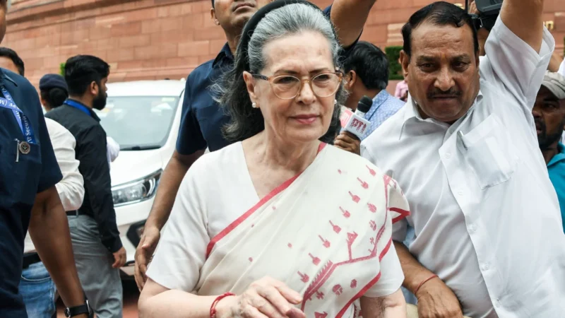 भारतीय नागरिक बनने से पहले ही सोनिया गांधी बन गईं थीं वोटर, अमित मालवीय का बड़ा दावा